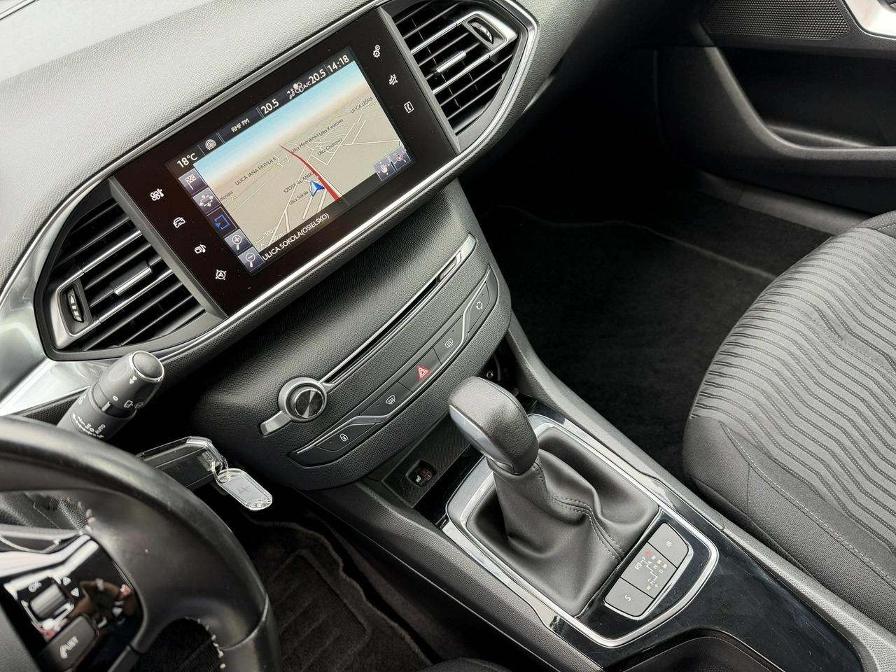 Peugeot 308 - Zdjęcie 14