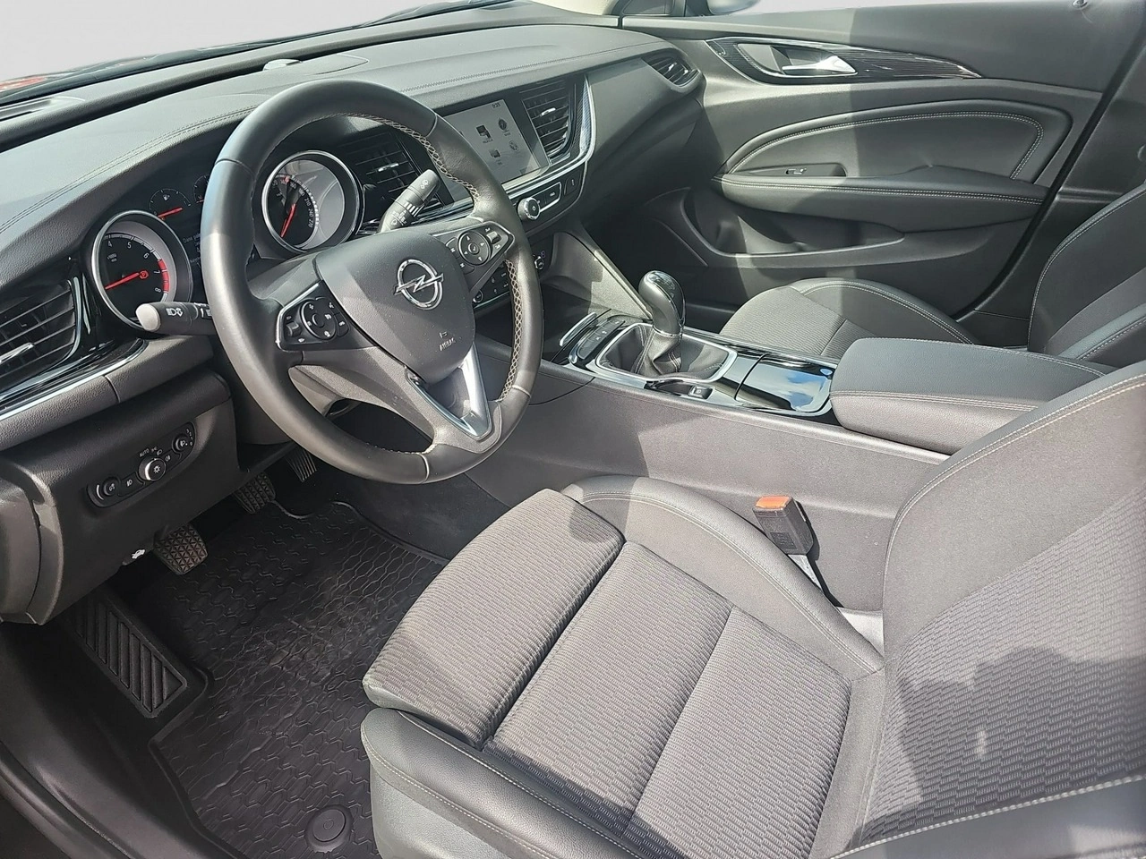 Opel Insignia - Zdjęcie 15