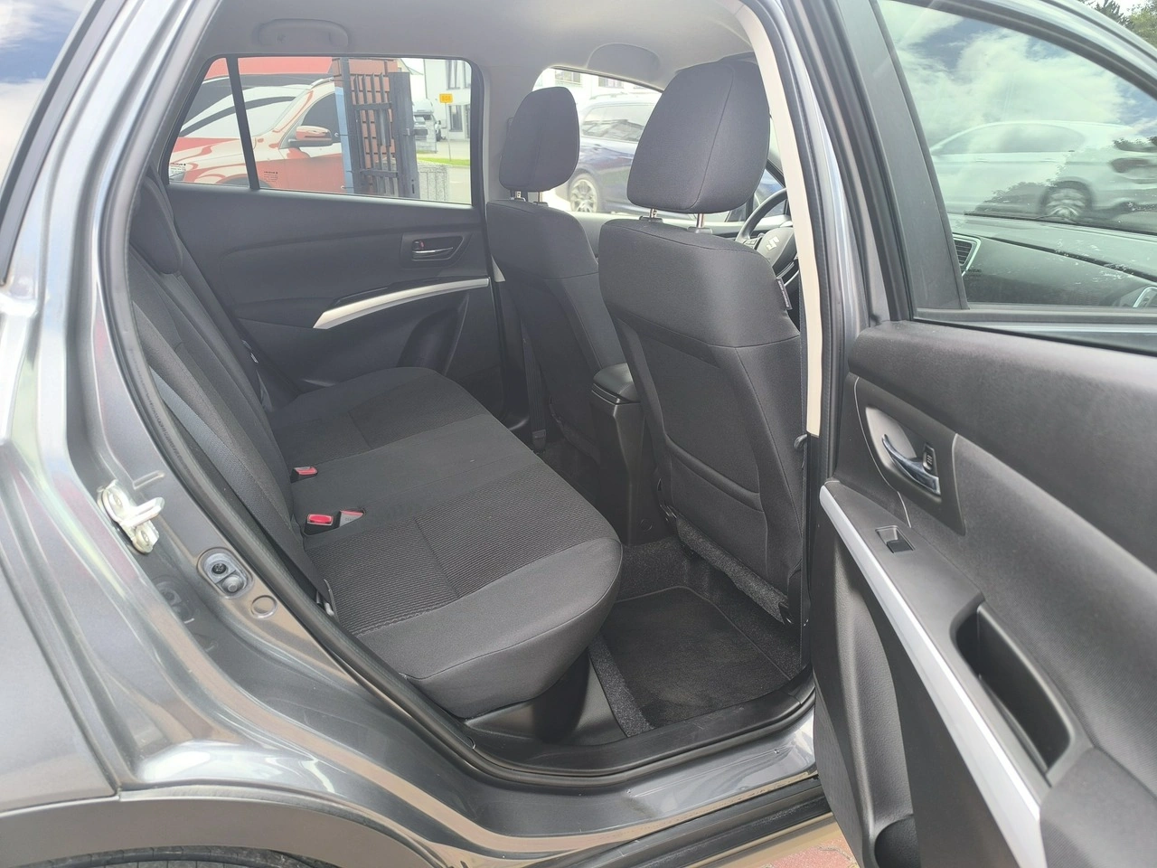 Suzuki SX4 S-Cross - Zdjęcie 22