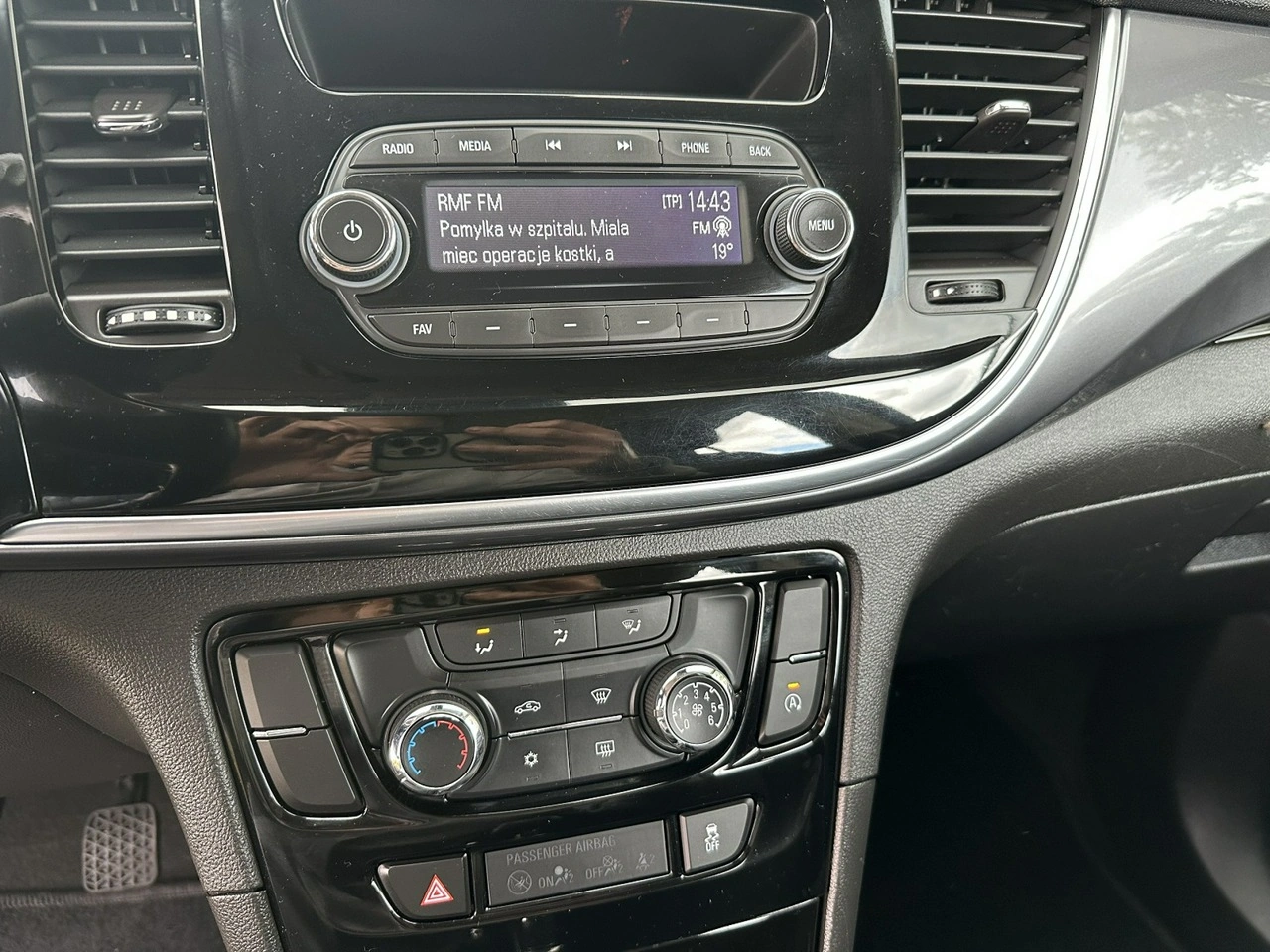 Opel Mokka X - Zdjęcie 10