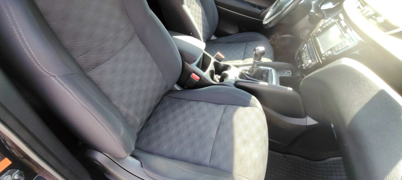 Nissan Qashqai - Zdjęcie 12