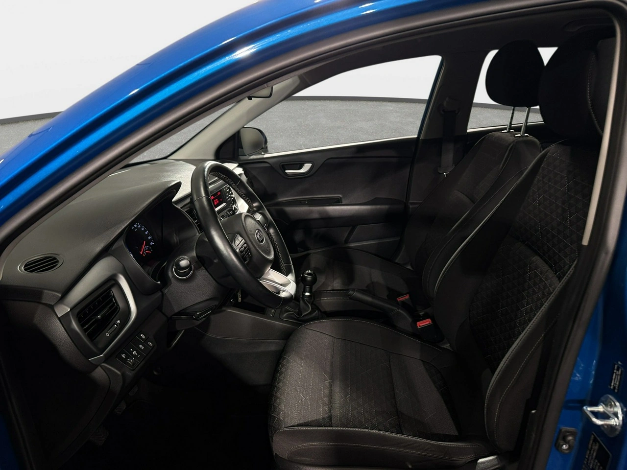 Kia Rio - Zdjęcie 11