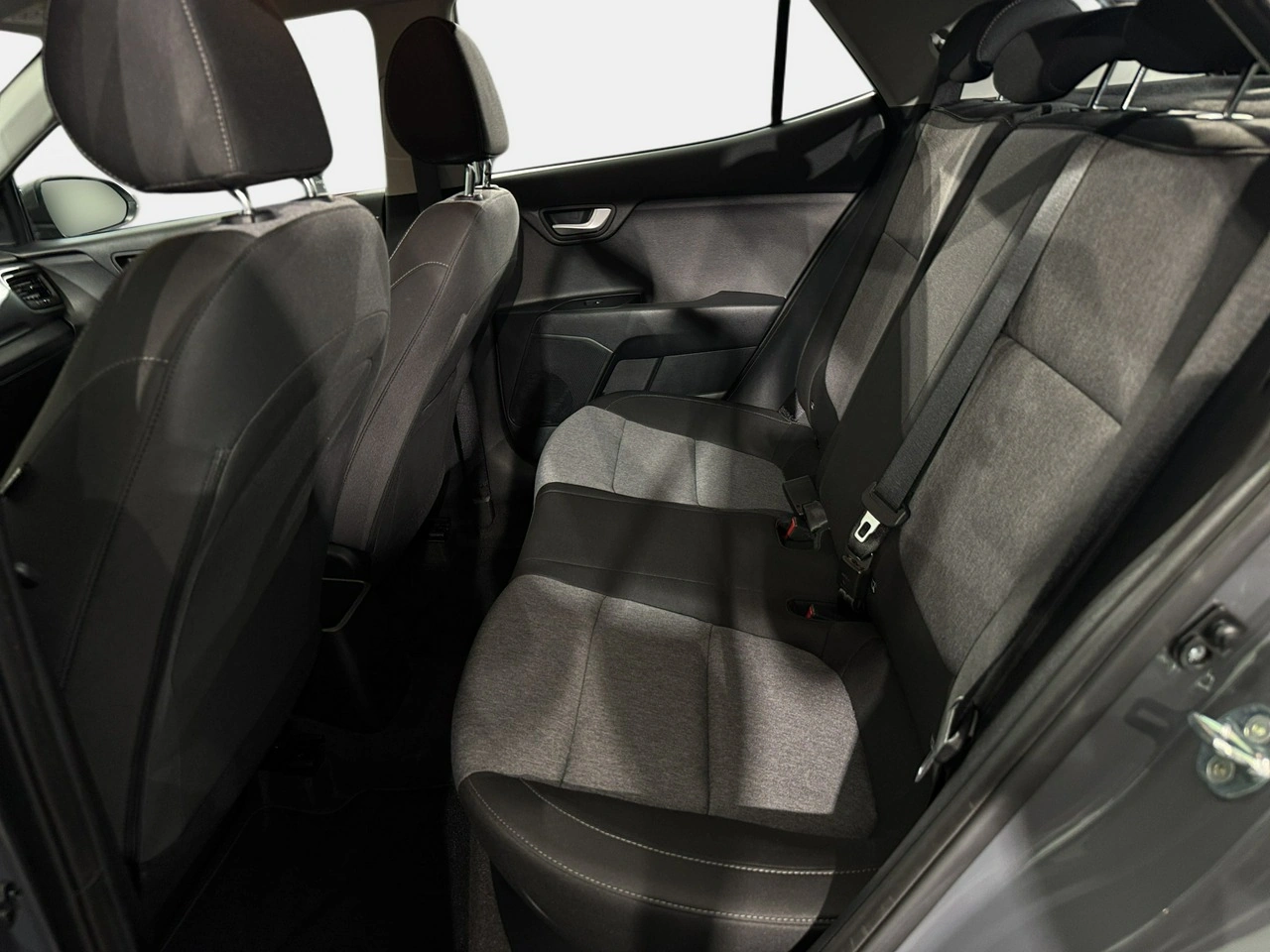 Kia Stonic - Zdjęcie 12