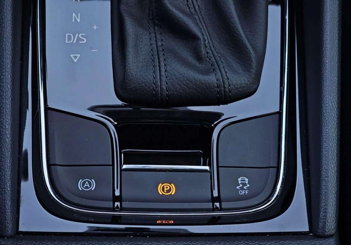 Skoda Karoq - Zdjęcie 33