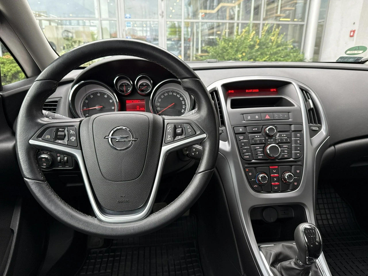 Opel Astra - Zdjęcie 11