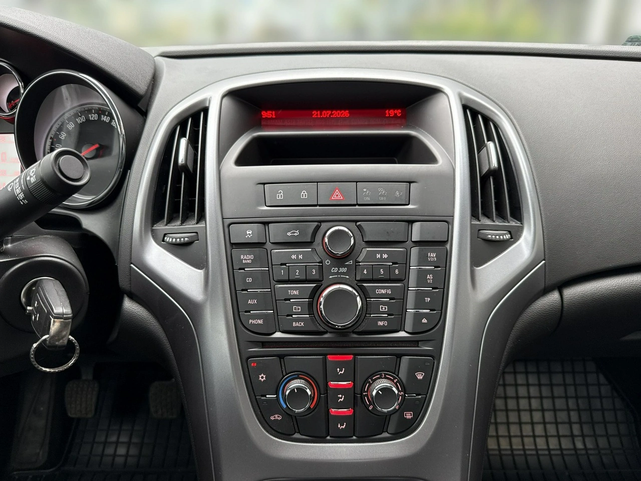 Opel Astra - Zdjęcie 15