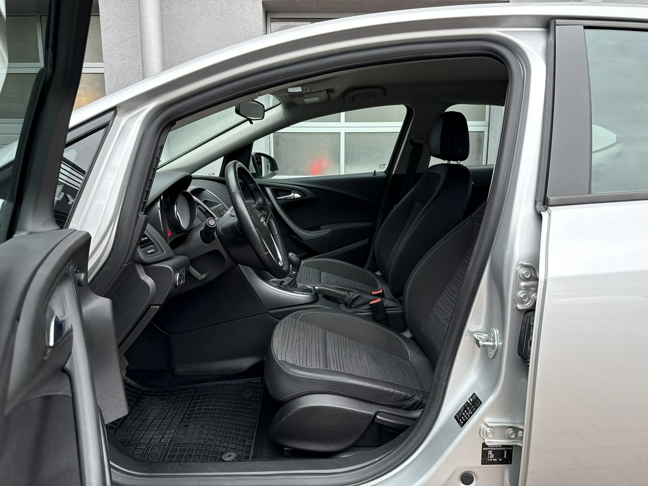 Opel Astra - Zdjęcie 21