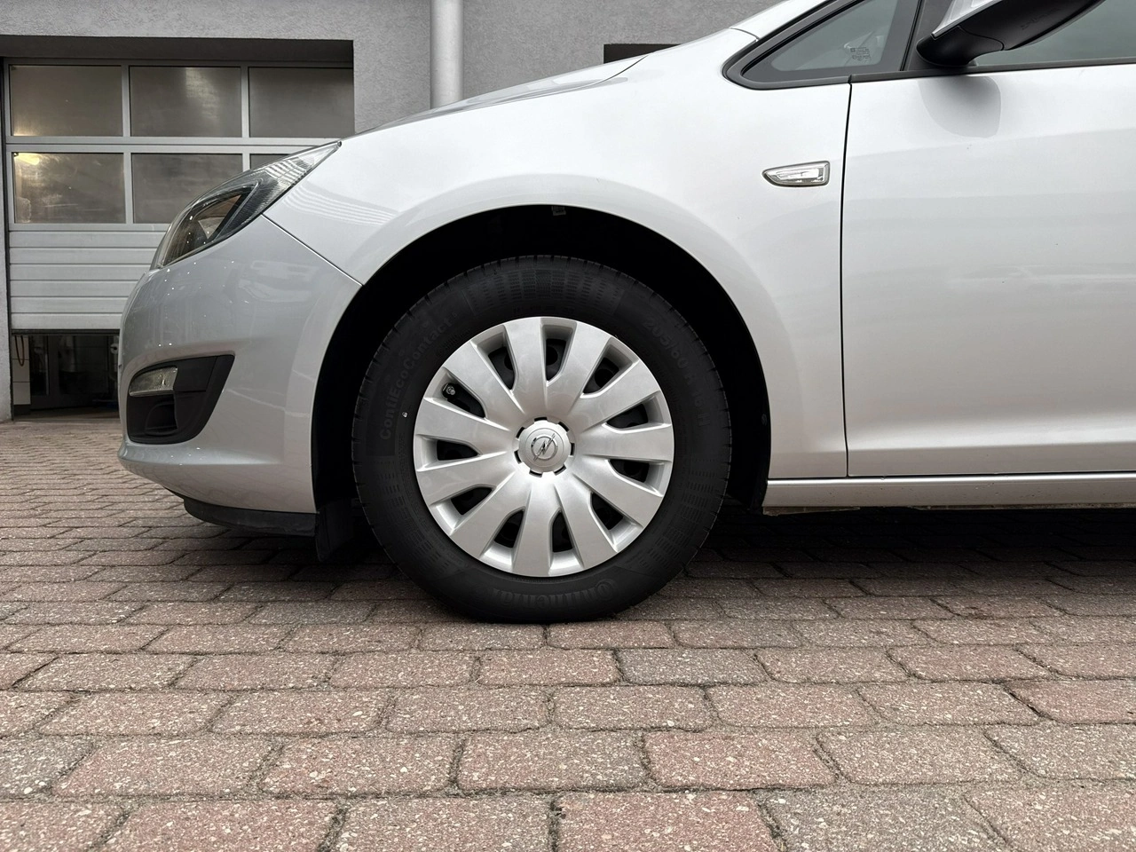 Opel Astra - Zdjęcie 8