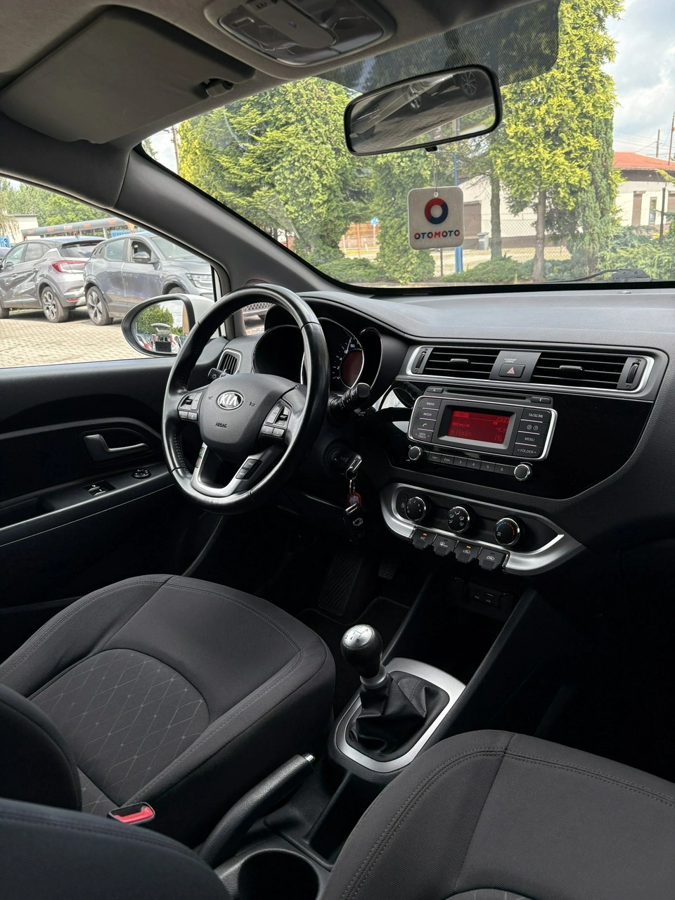 Kia Rio - Zdjęcie 11