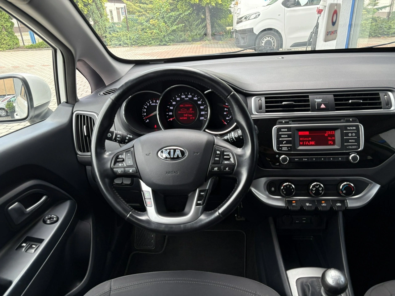 Kia Rio - Zdjęcie 18