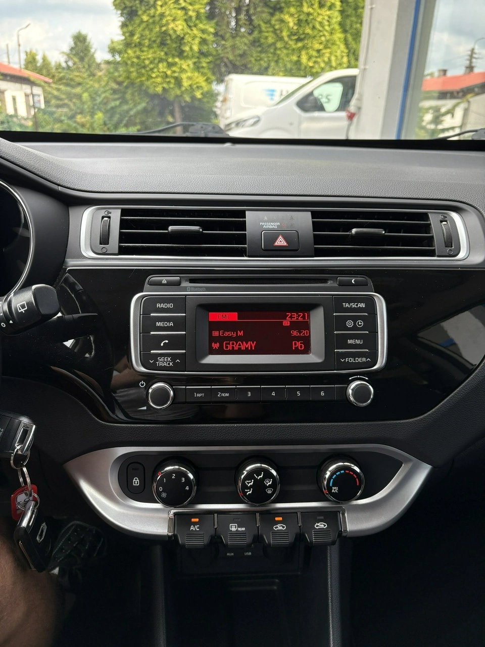 Kia Rio - Zdjęcie 21
