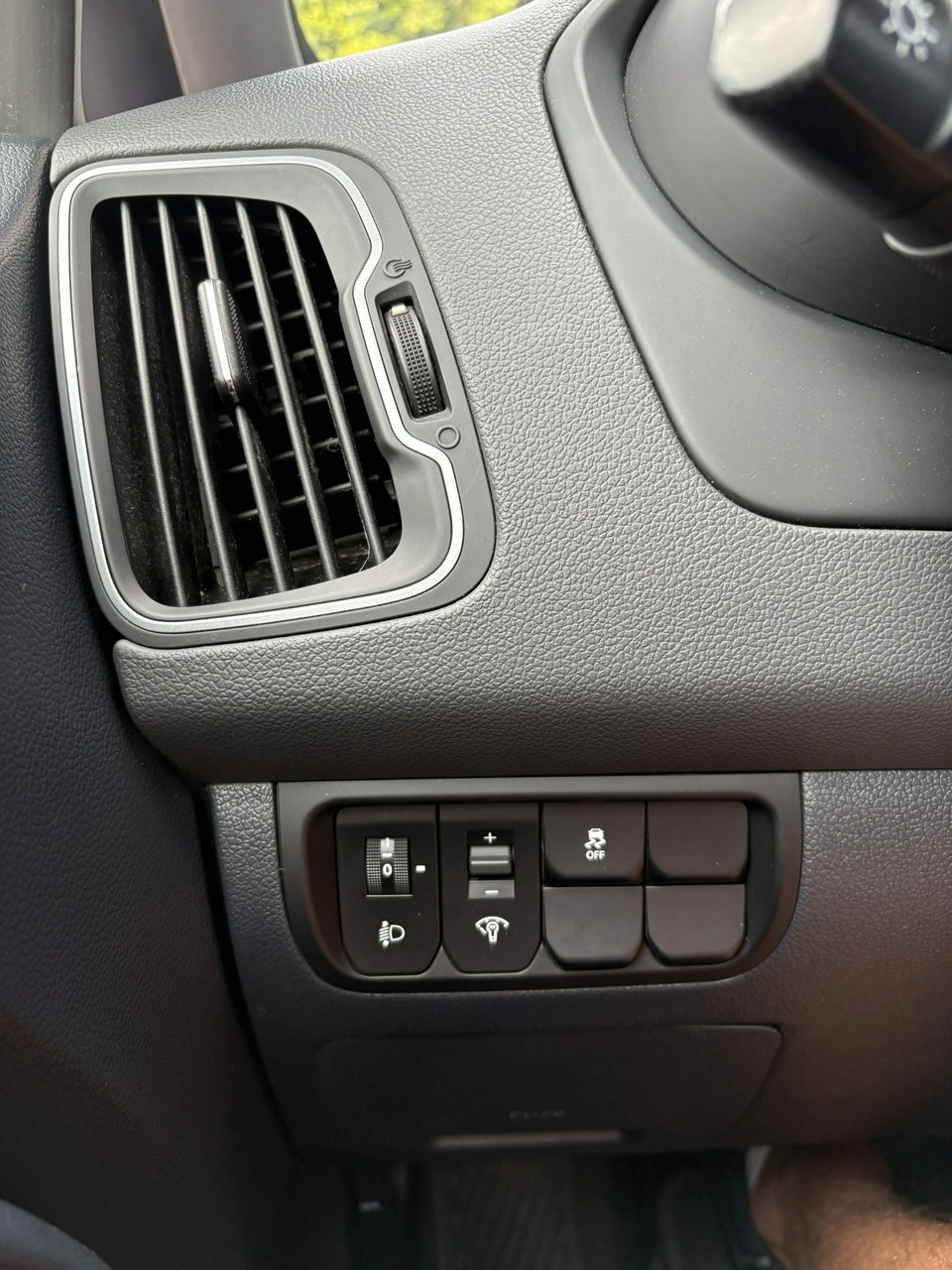 Kia Rio - Zdjęcie 23