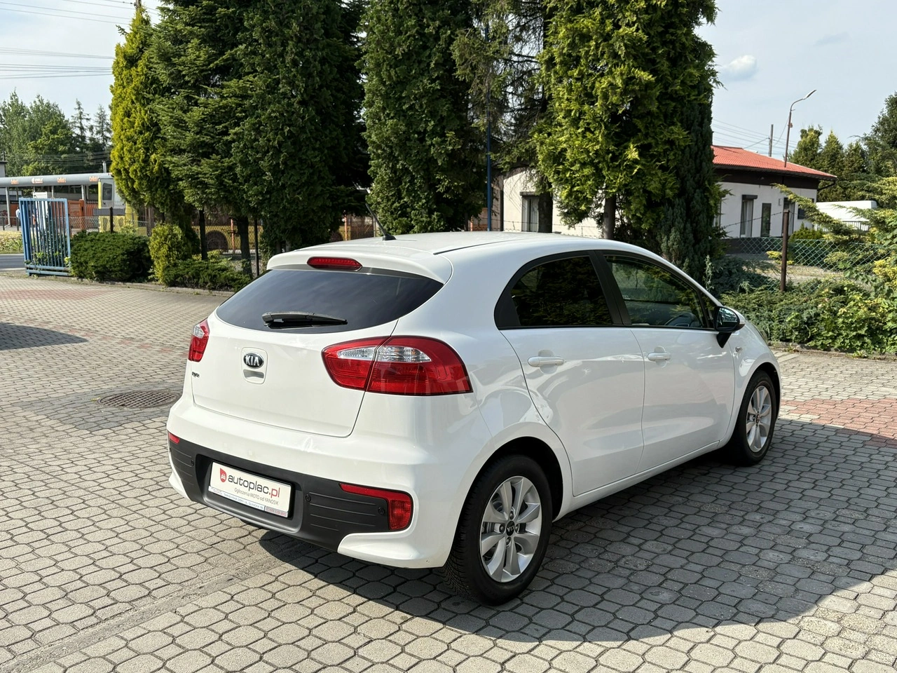 Kia Rio - Zdjęcie 4