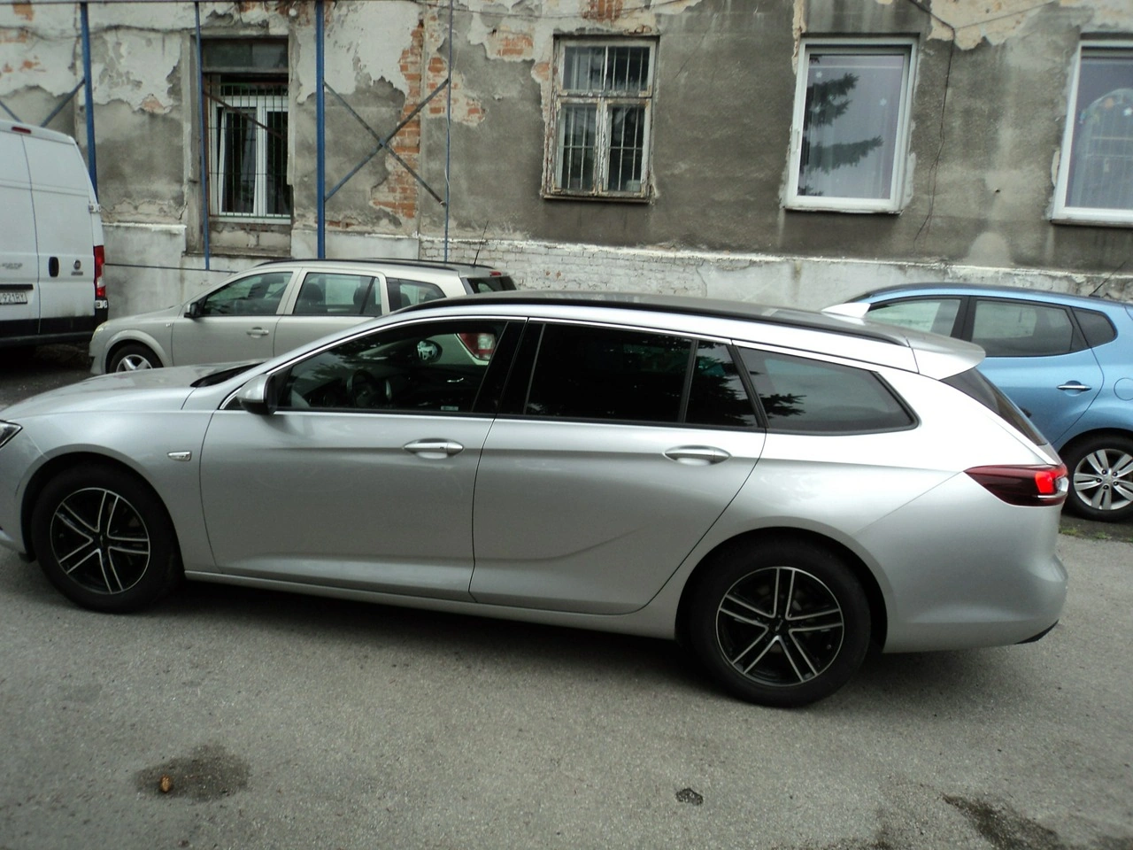 Opel Insignia Sports Tourer - Zdjęcie 3