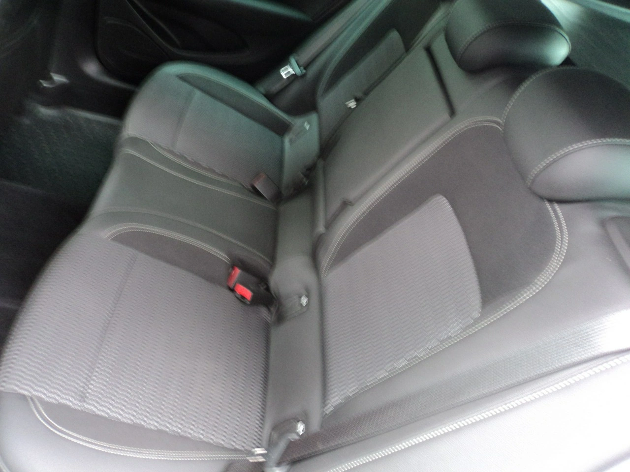 Opel Insignia Sports Tourer - Zdjęcie 8