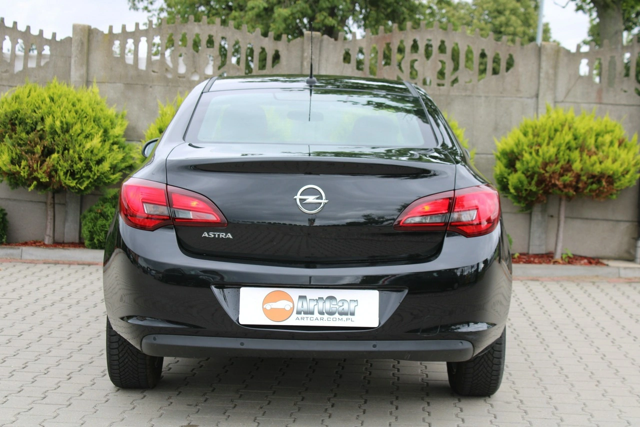 Opel Astra - Zdjęcie 7