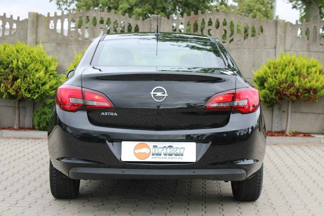 Opel Astra - Zdjęcie 33