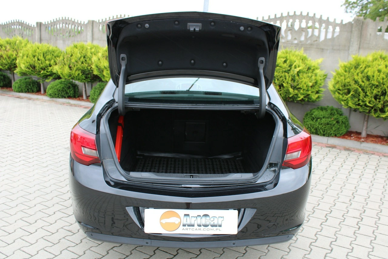 Opel Astra - Zdjęcie 39