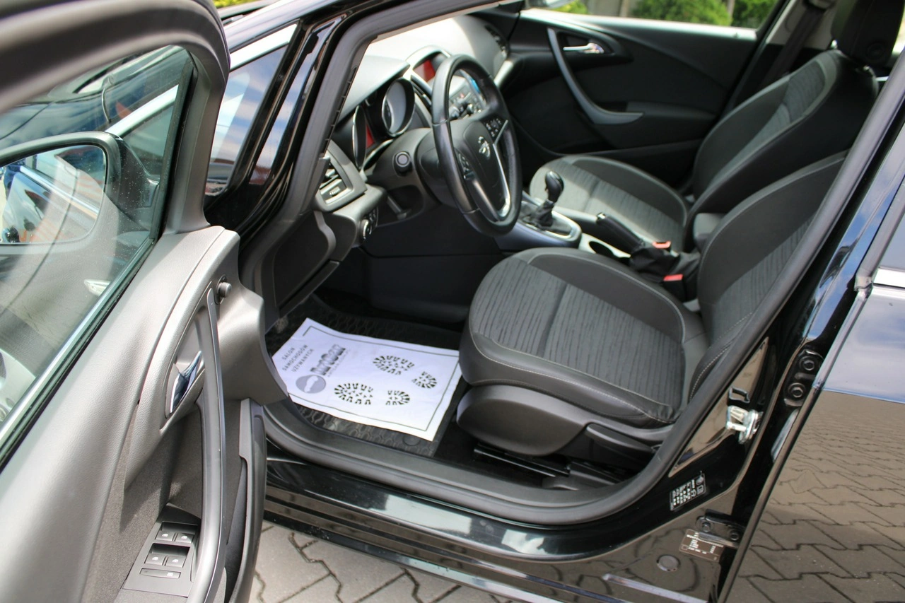 Opel Astra - Zdjęcie 18