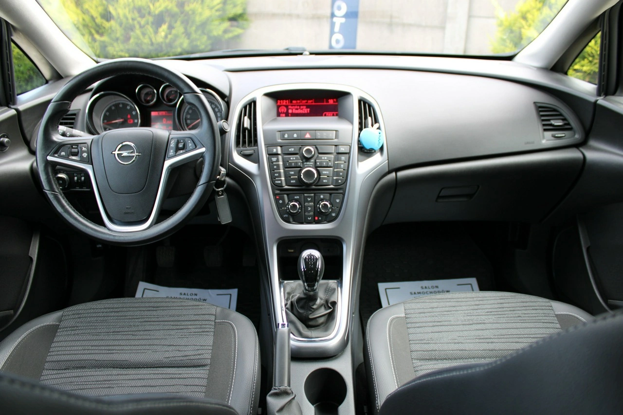 Opel Astra - Zdjęcie 20