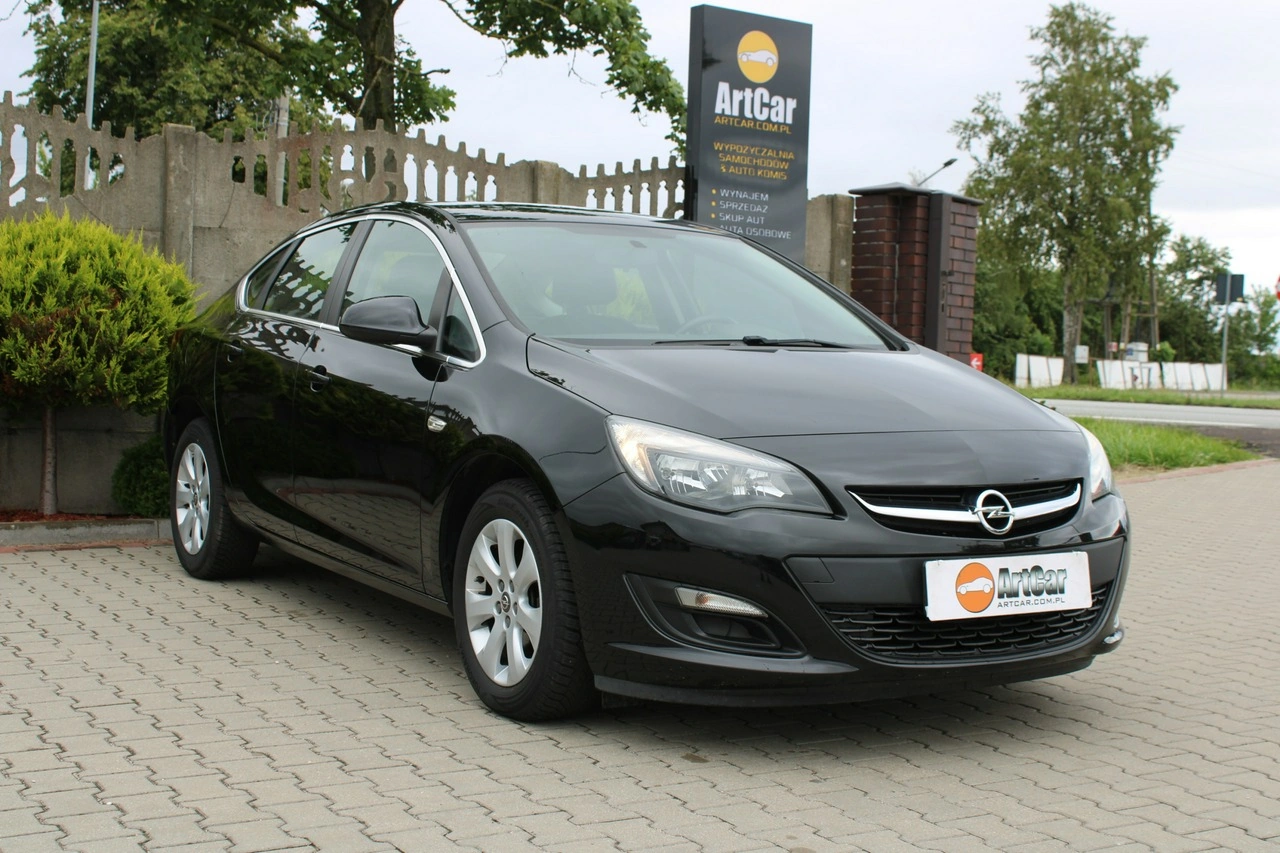 Opel Astra - Zdjęcie 25