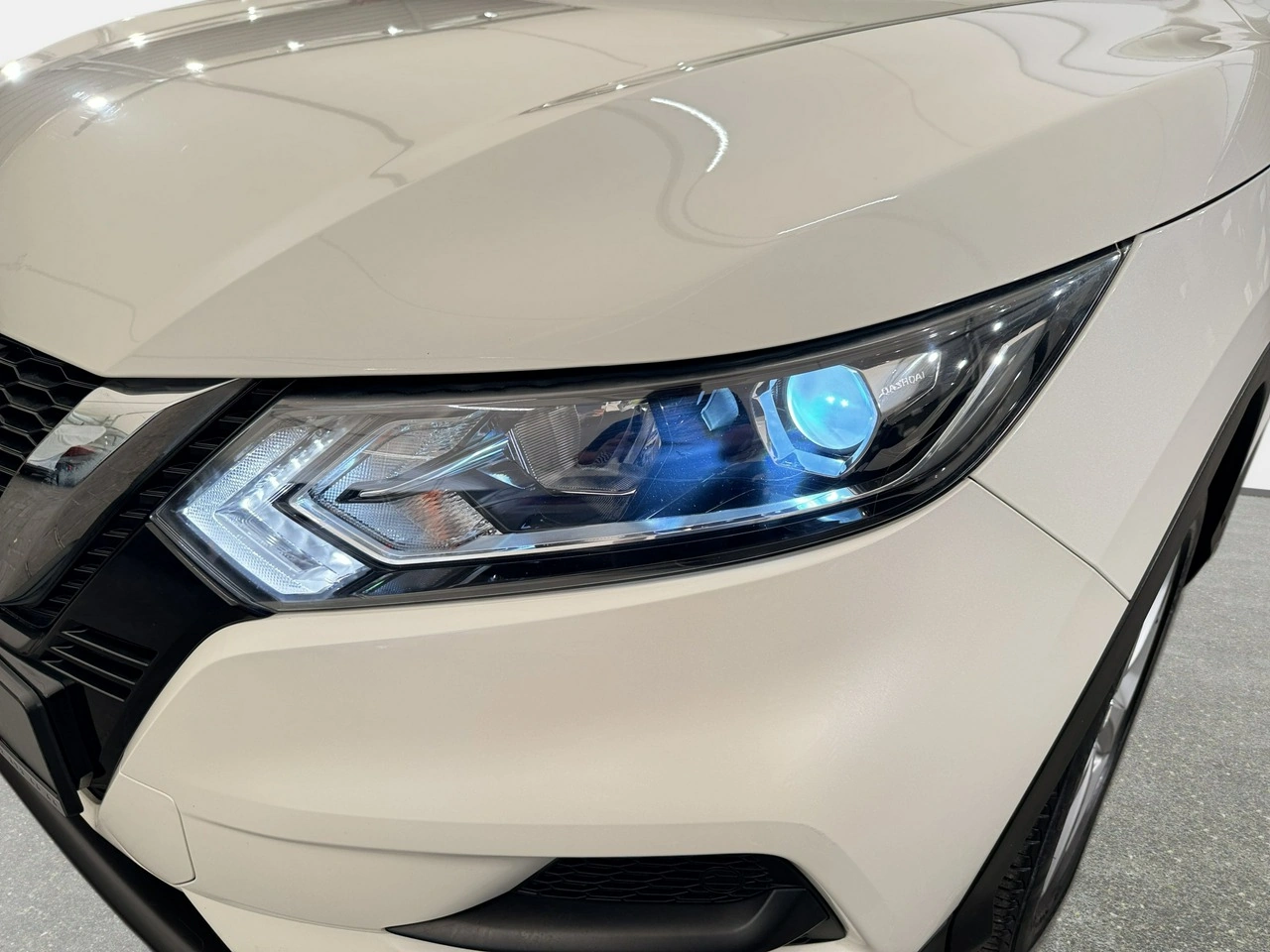 Nissan Qashqai - Zdjęcie 8