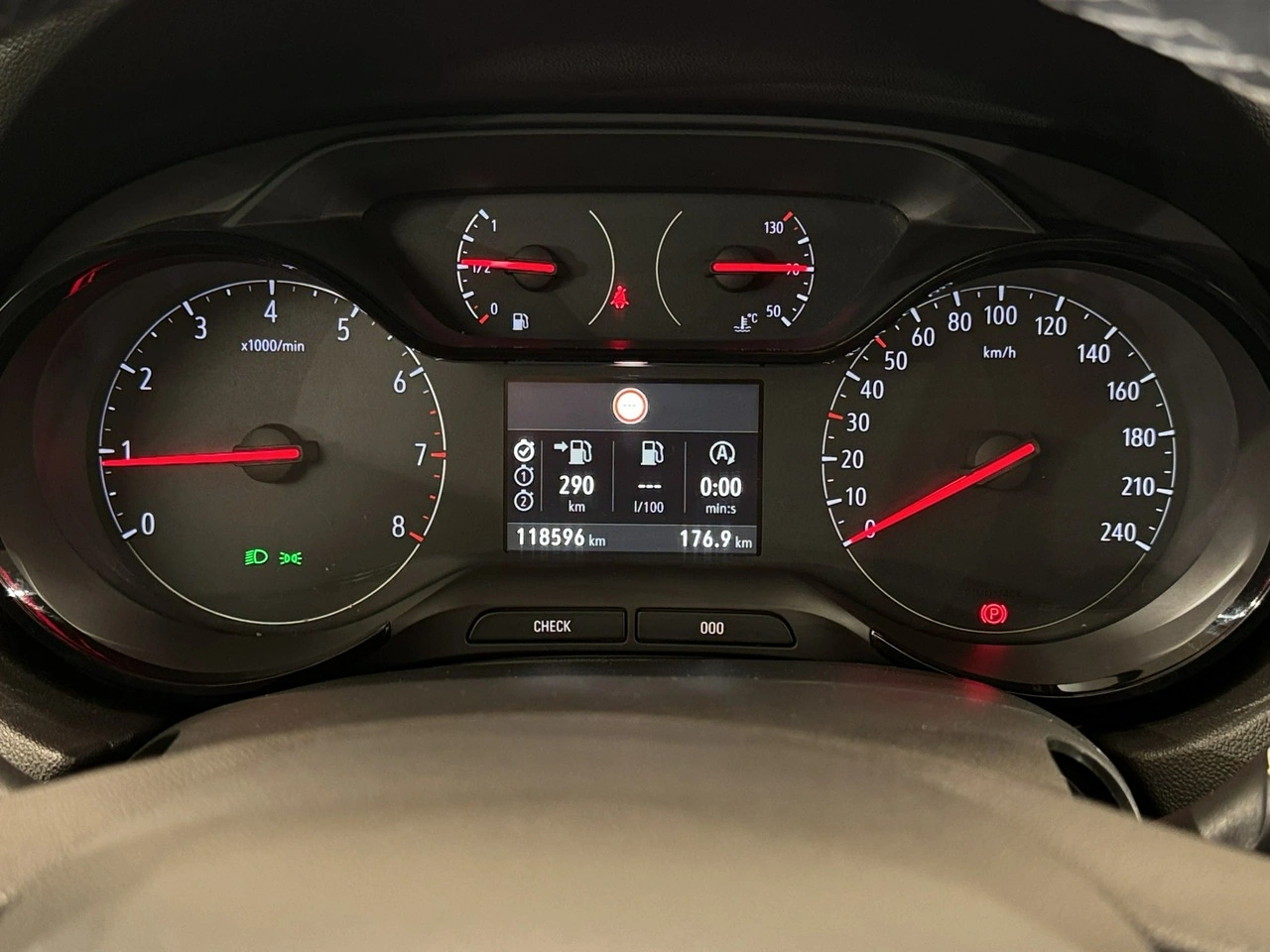 Opel Grandland X - Zdjęcie 13