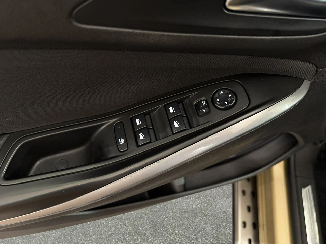 Opel Grandland X - Zdjęcie 25