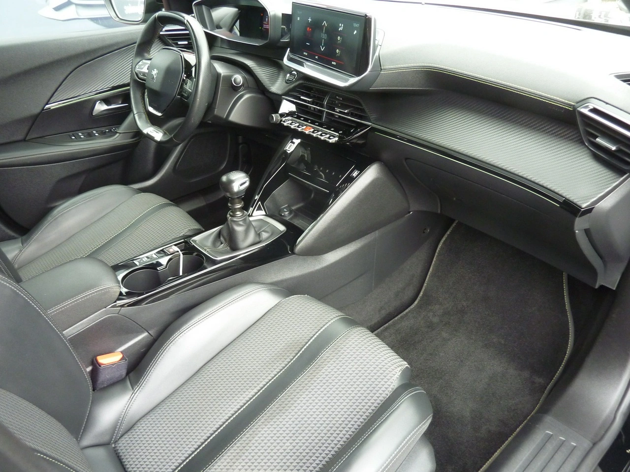 Peugeot 2008 - Zdjęcie 14