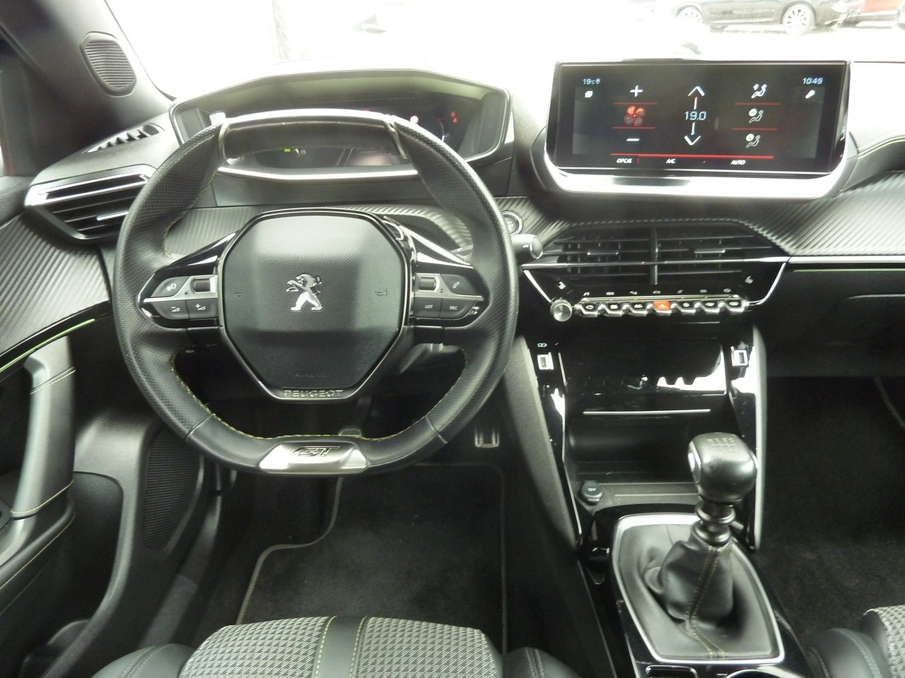 Peugeot 2008 - Zdjęcie 18