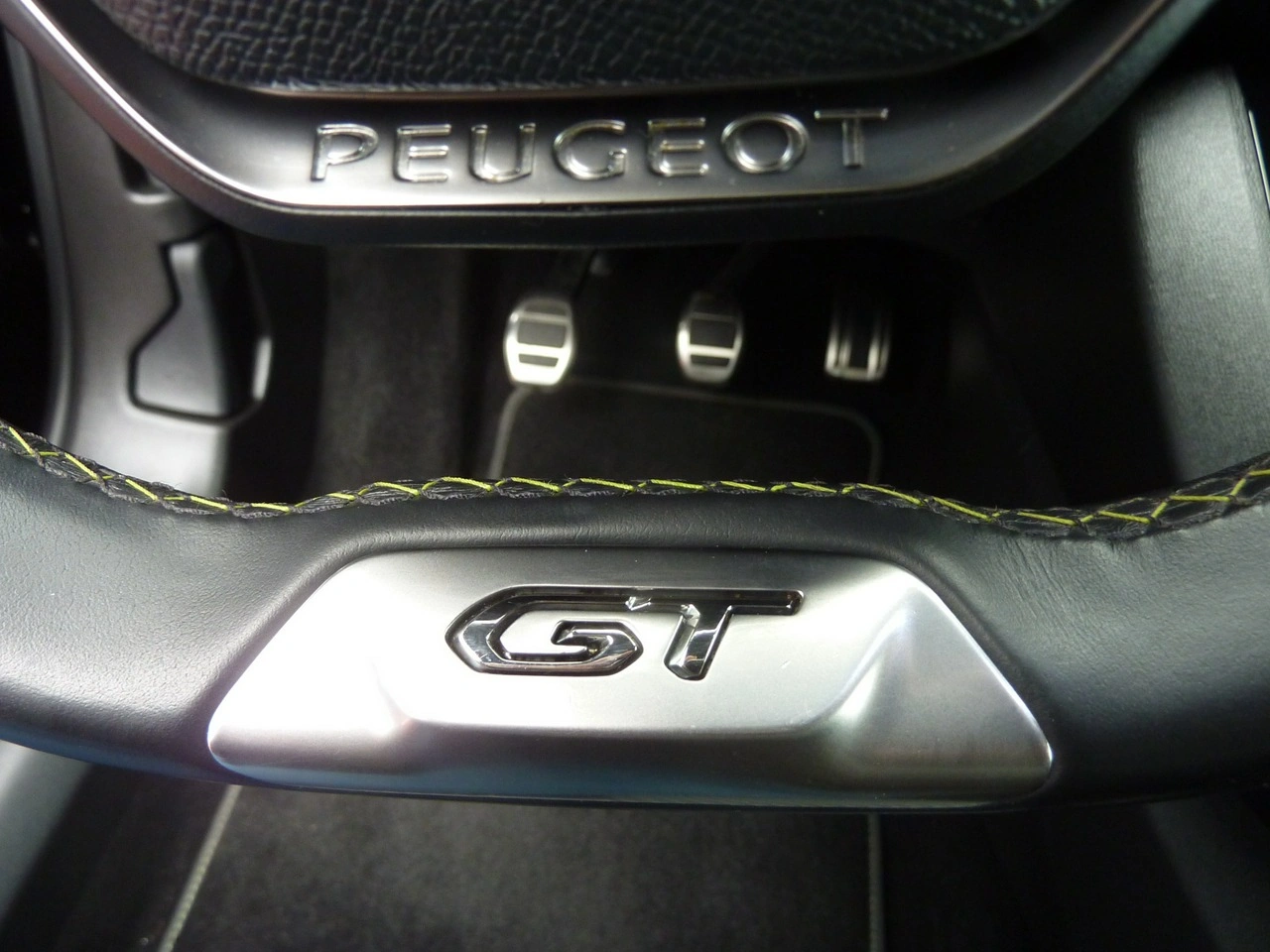 Peugeot 2008 - Zdjęcie 19