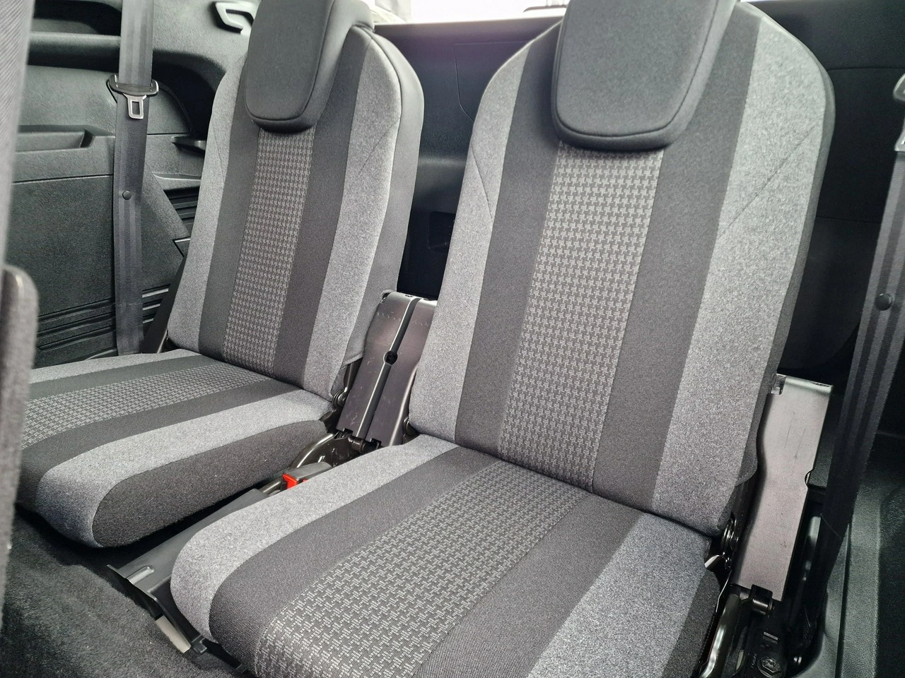 Peugeot 5008 - Zdjęcie 19