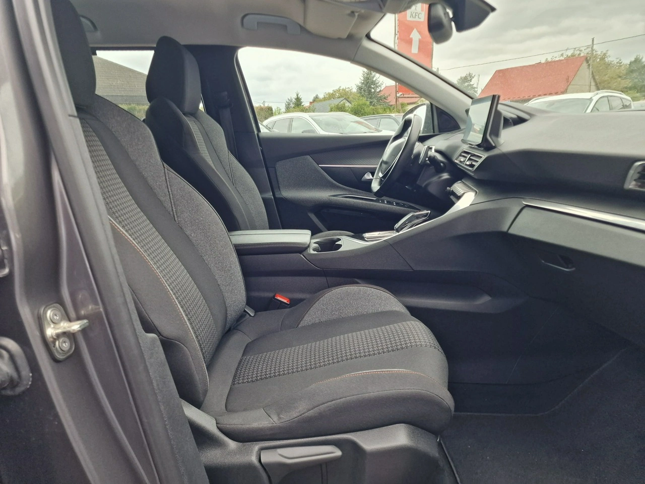Peugeot 5008 - Zdjęcie 23