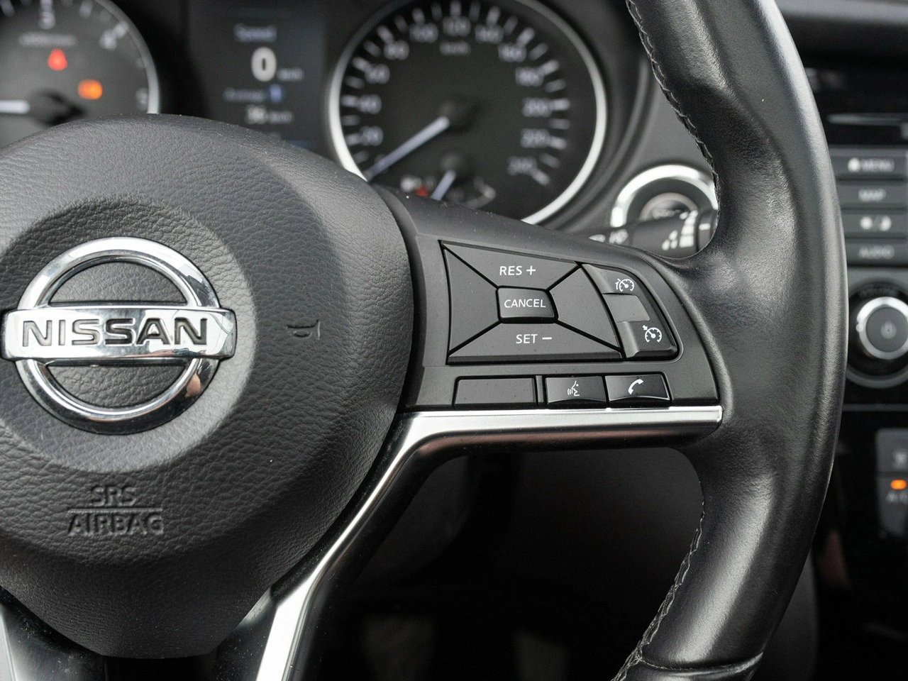 Nissan Qashqai - Zdjęcie 11