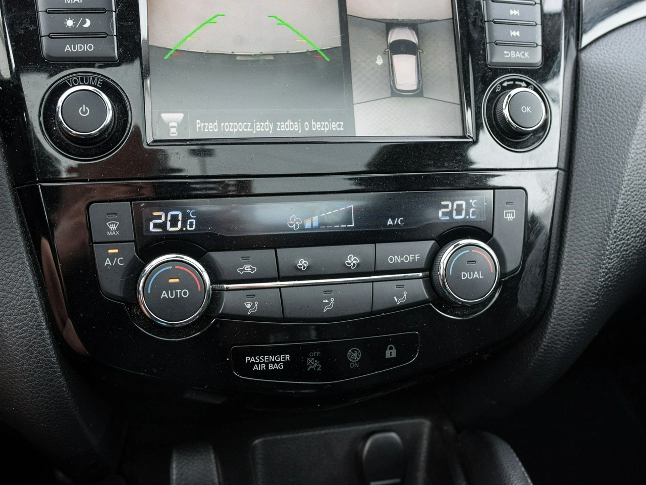 Nissan Qashqai - Zdjęcie 13