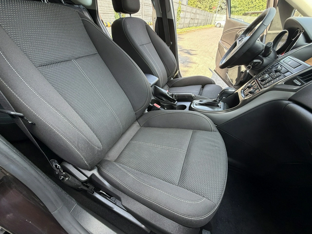 Opel Astra - Zdjęcie 18
