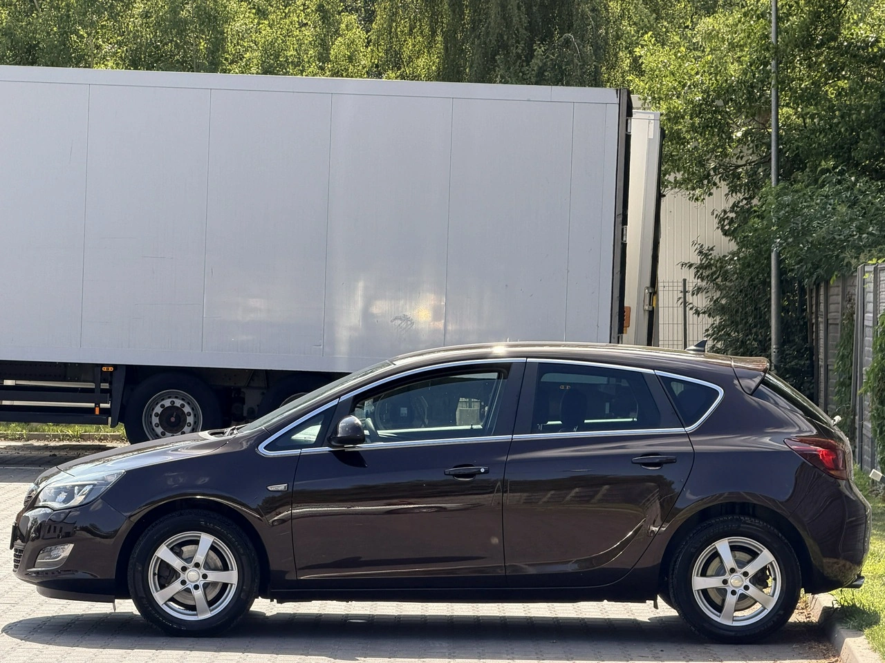 Opel Astra - Zdjęcie 22
