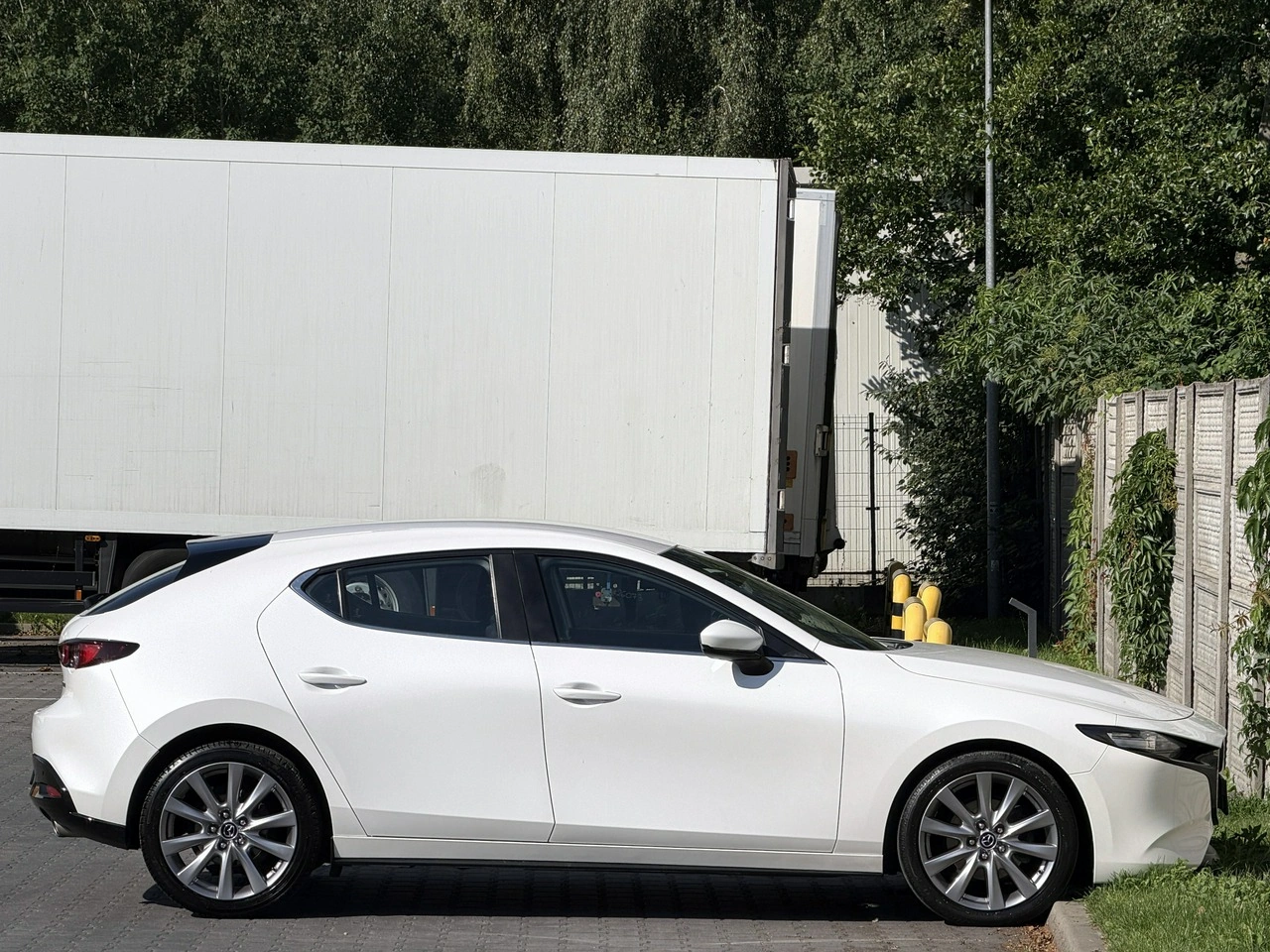 Mazda 3 - Zdjęcie 42