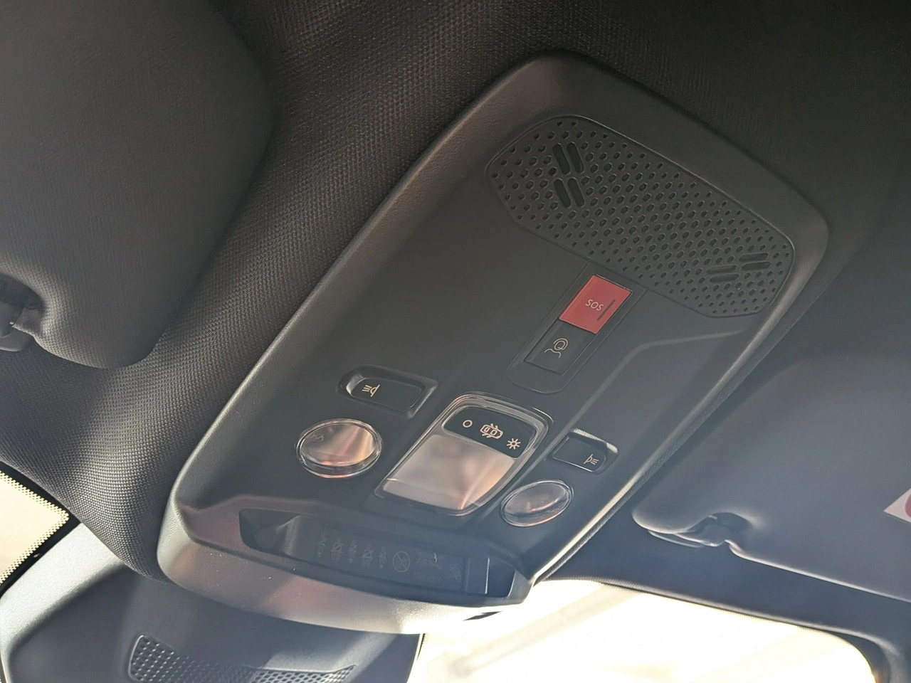 Peugeot 2008 - Zdjęcie 9