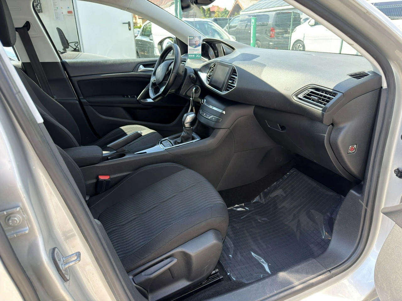 Peugeot 308 SW - Zdjęcie 9