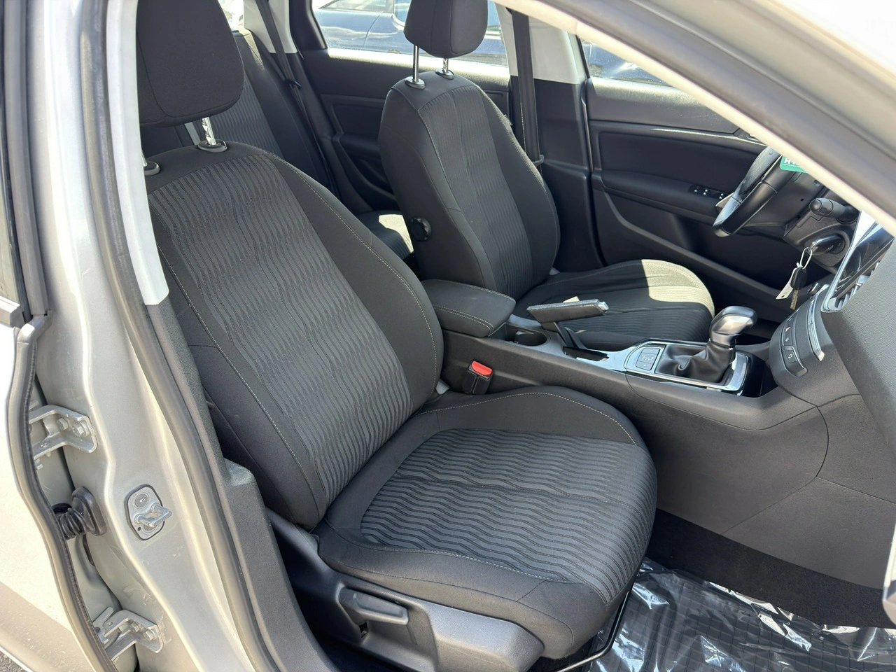 Peugeot 308 SW - Zdjęcie 10
