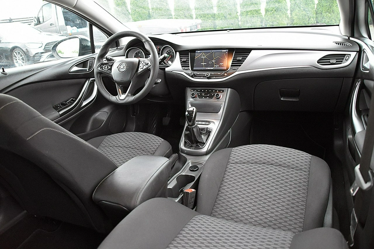 Opel Astra - Zdjęcie 5