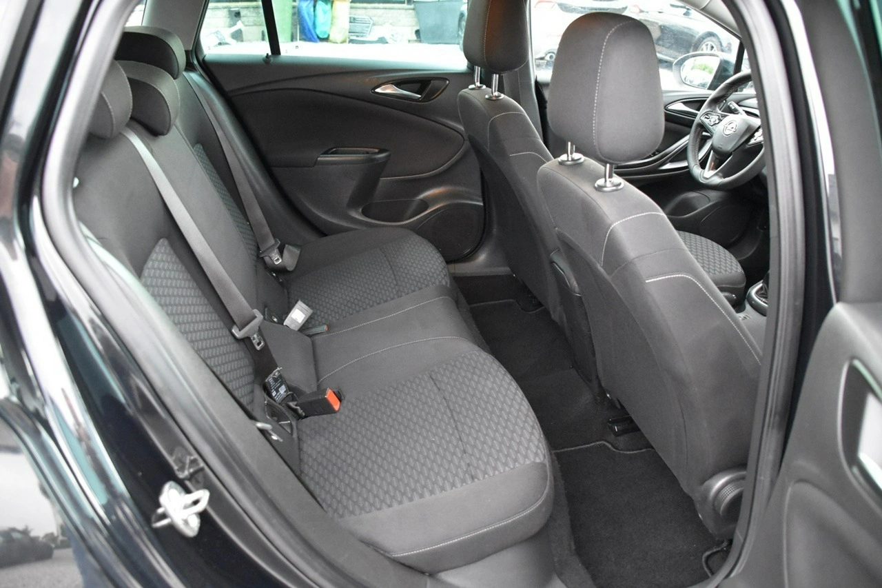 Opel Astra - Zdjęcie 17