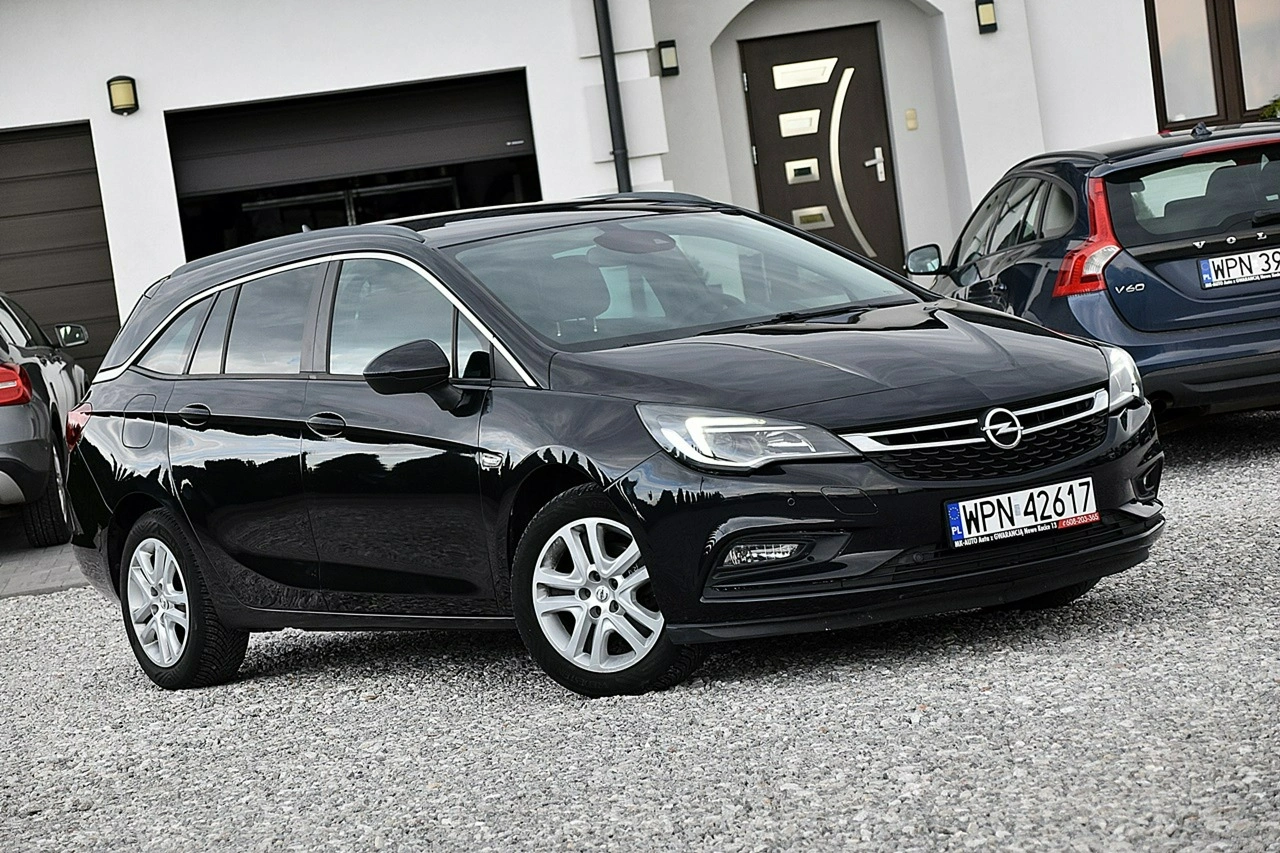 Opel Astra - Zdjęcie 8