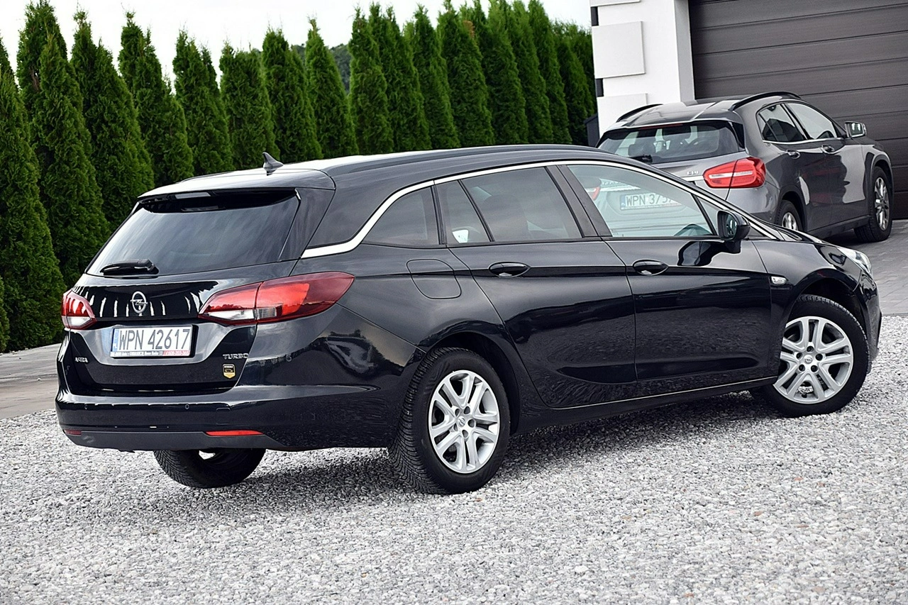 Opel Astra - Zdjęcie 2