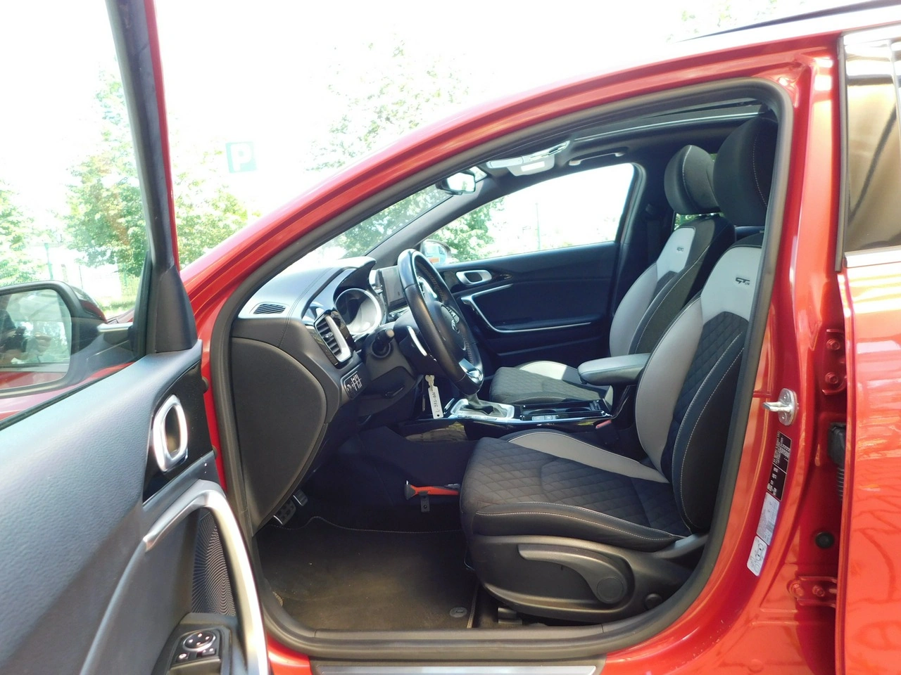 Kia Pro Cee'd - Zdjęcie 12