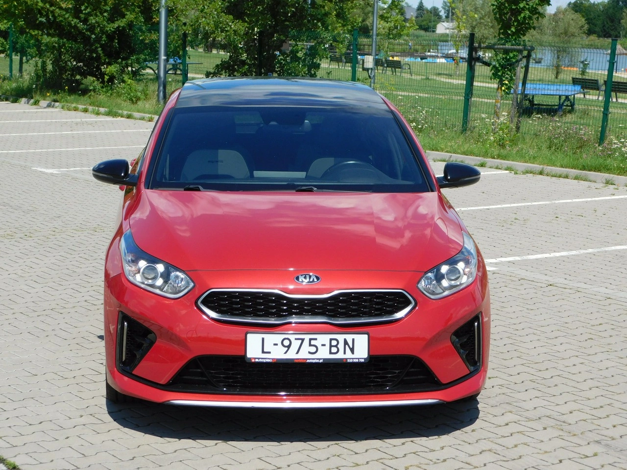 Kia Pro Cee'd - Zdjęcie 1