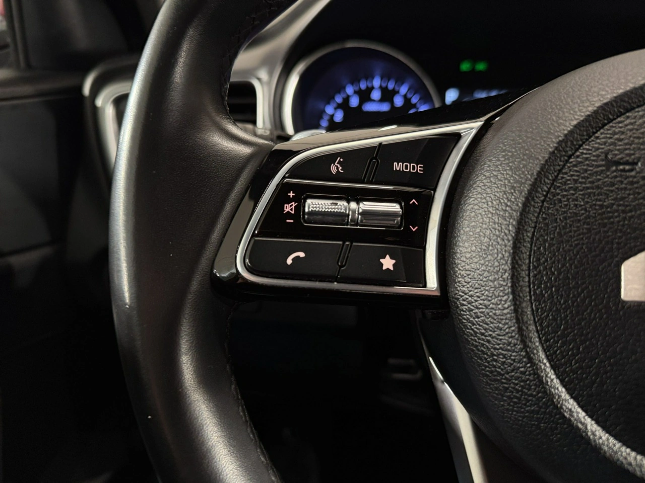 Kia XCeed - Zdjęcie 19