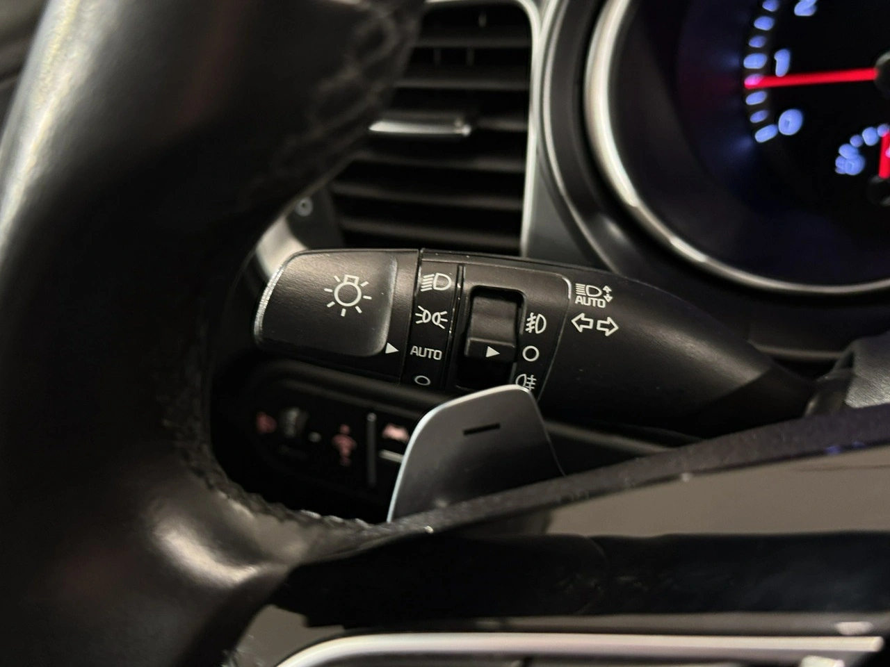 Kia XCeed - Zdjęcie 22