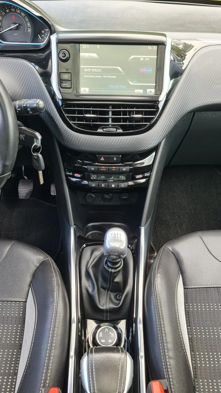 Peugeot 2008 - Zdjęcie 18